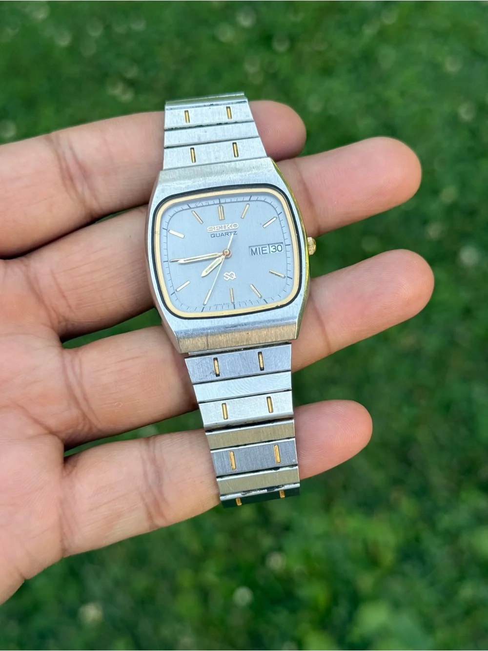 Seiko vintage Quartz Stainless Steel Two-Tone Dress  date date Watch